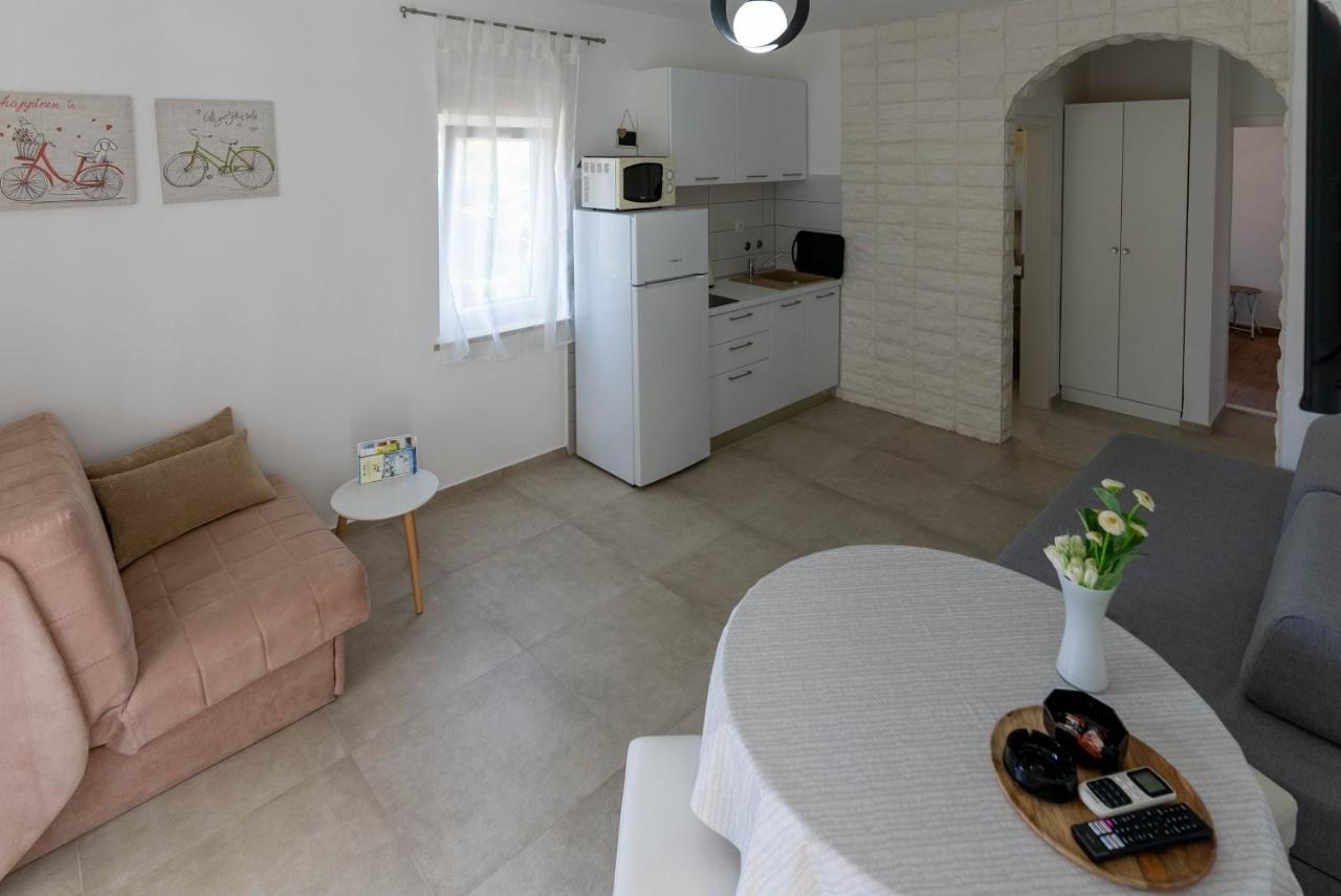 Briuni Riviera Apartment Pula Buitenkant foto