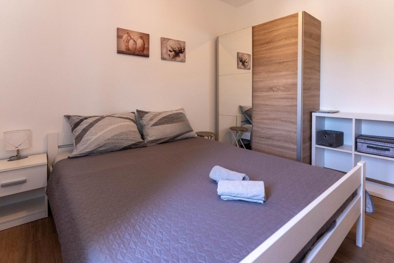 Briuni Riviera Apartment Pula Buitenkant foto